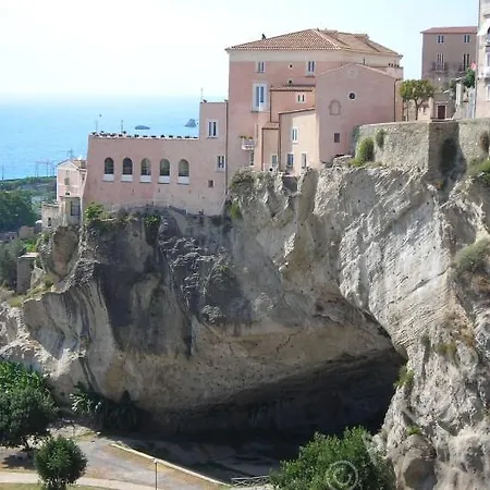 Bed & Breakfast A Casa Di Laura 2*
