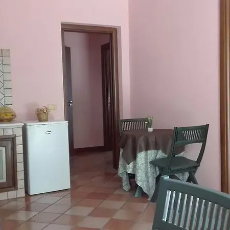 לינה וארוחת בוקר A Casa Di Laura אמנטיאה