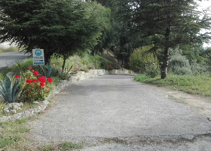 Alojamento de Acomodação e Pequeno-almoço A Casa Di Laura 2*
