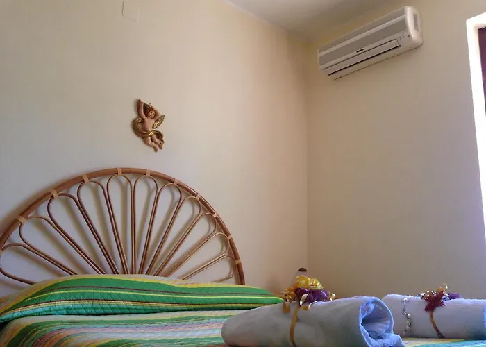 Alojamento de Acomodação e Pequeno-almoço A Casa Di Laura 2*