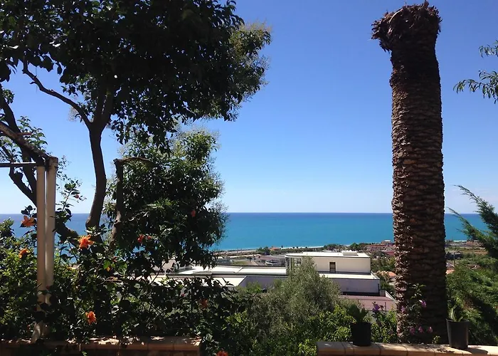 Alojamento de Acomodação e Pequeno-almoço A Casa Di Laura